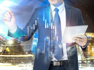 东风风神e70纯电动车图片，东风风神e70纯电动车续航多少公里